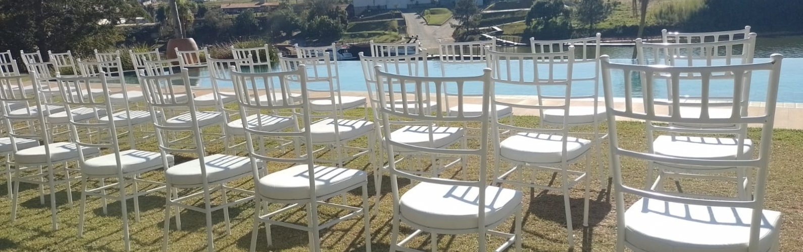 Locações de Cadeiras Tiffany Aluguel de cadeiras para Eventos sorocaba Locação de Mesas e Cadeira Sorocaba