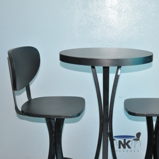 kit bistrô com duas banquetas Aluguel de cadeiras para Eventos sorocaba Locação de Mesas e Cadeira Sorocaba kit bistrô com duas banquetas Aluguel de Mesas e Cadeiras Sorocaba Aluguel de Mesa para Eventos Sorocaba