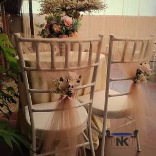 mesa tampão com cadeira Tiffany Aluguel de cadeiras para Eventos sorocaba Locação de Mesas e Cadeira Sorocaba